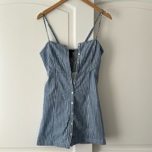 Mini button down dress, with adjustable straps,